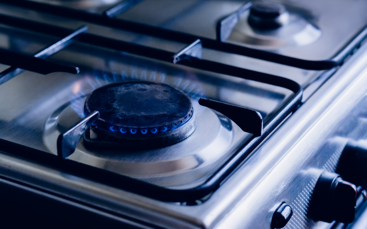 3. Lửa bếp quá nhỏ, khó nấu